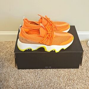 Sorel Orange Kinetic Impact Lace II 9.5 Sneaker